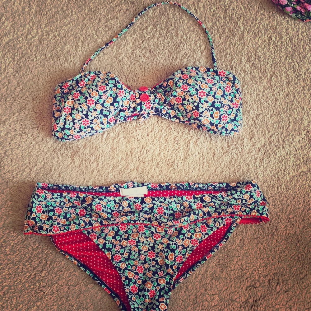 Jessica Simpson floral bathing suit